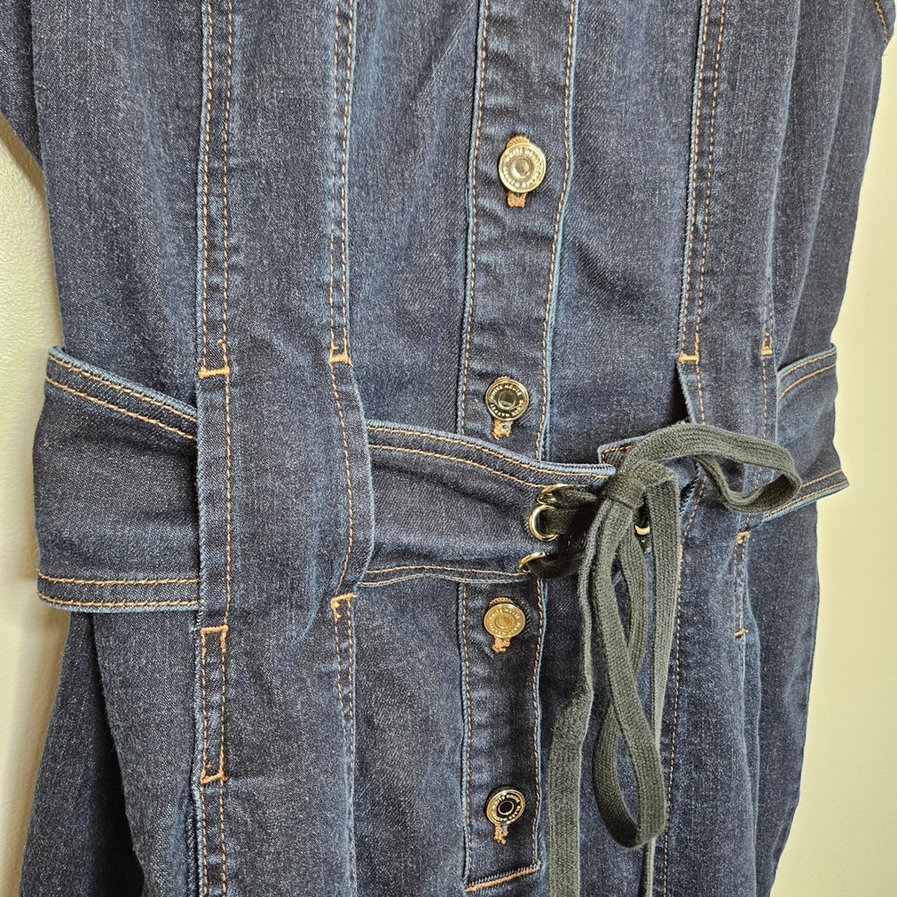 White House Black Market Dark Wash Denim Sleeveless Button Front Dress Size 6 - Picture 4 of 10